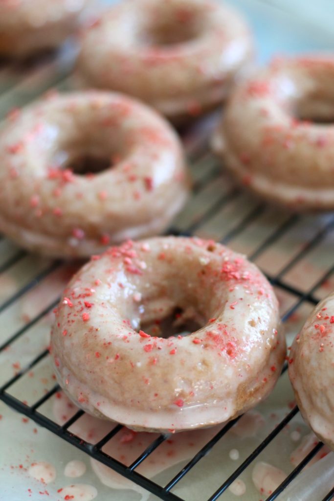 Baked Rosé Donuts