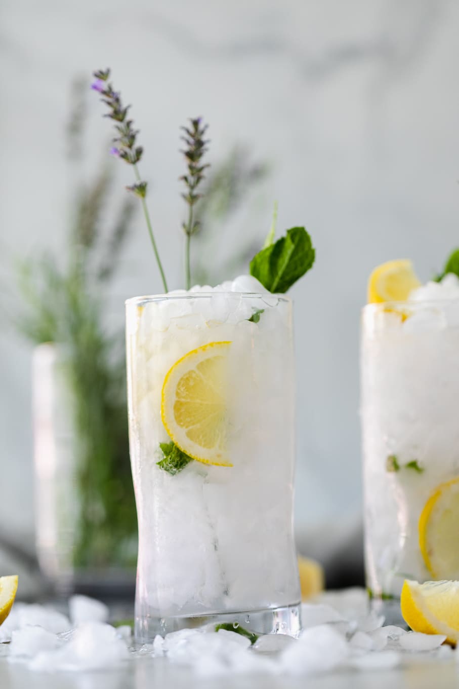 Forward facing shot of a vodka lemonade cocktail
