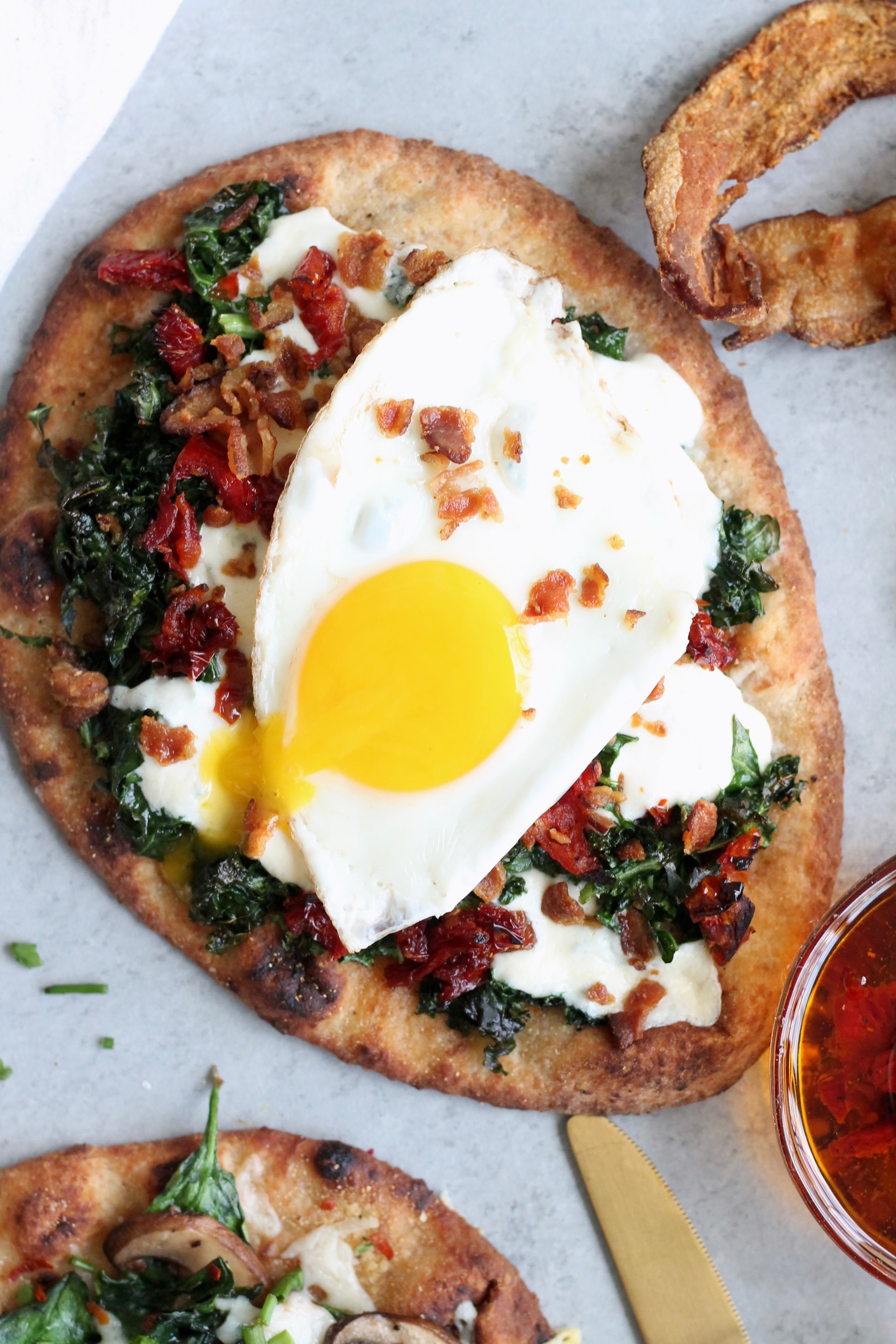 Breakfast Naan Pizzas - 2 Ways!