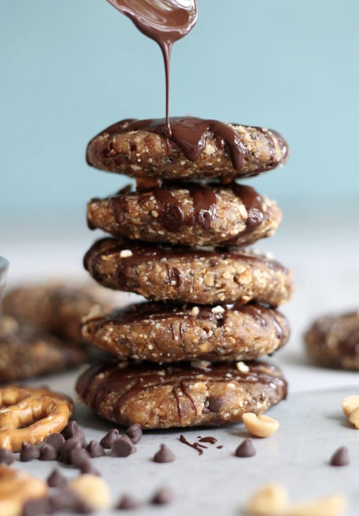 No Bake Dark Chocolate Peanut Butter Pretzel Cookies