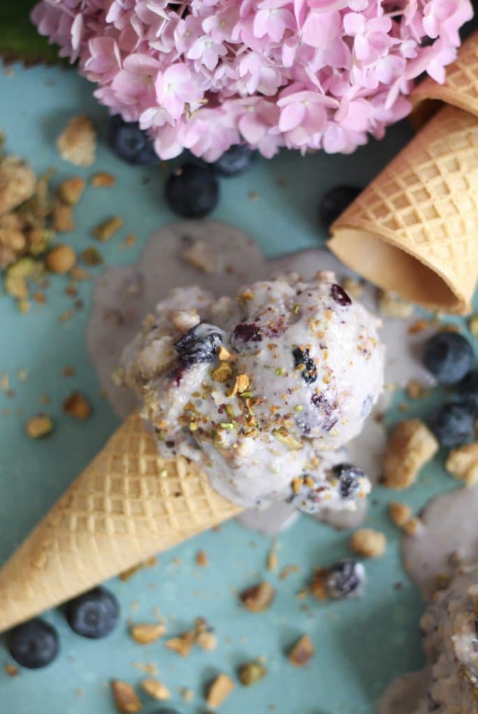 Blueberry Crumble Pistachio Ice Cream