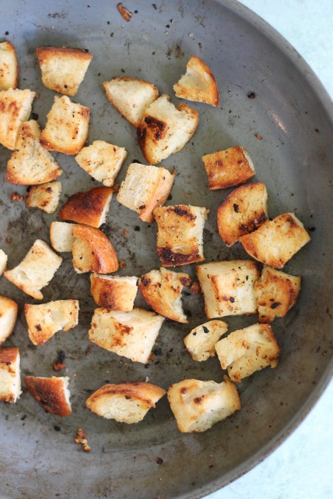 Grilled Romaine Salad with Creamy Lemon Dressing and Garlic Butter Croutons