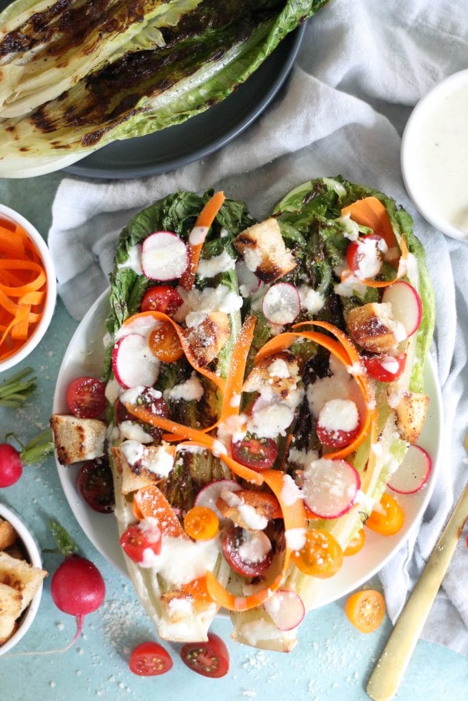 Grilled Romaine Salad with Creamy Lemon Dressing and Garlic Butter Croutons