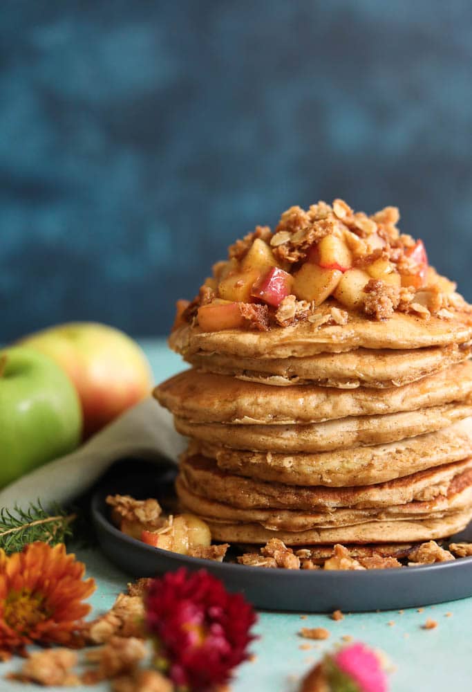 Apple Crisp Pancakes