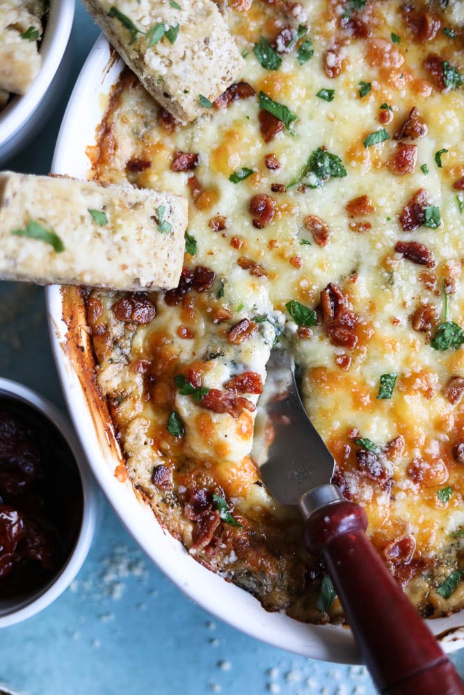 Cheesy Bacon Sun-Dried Tomato Spinach Dip with Garlic Bread Dippers